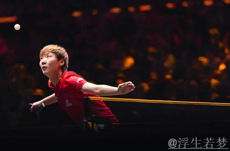 王曼昱4-2力克张本美和 挺进WTT总决赛女单八强 王曼昱4-2力克张本美和 挺进WTT总决赛女单八强